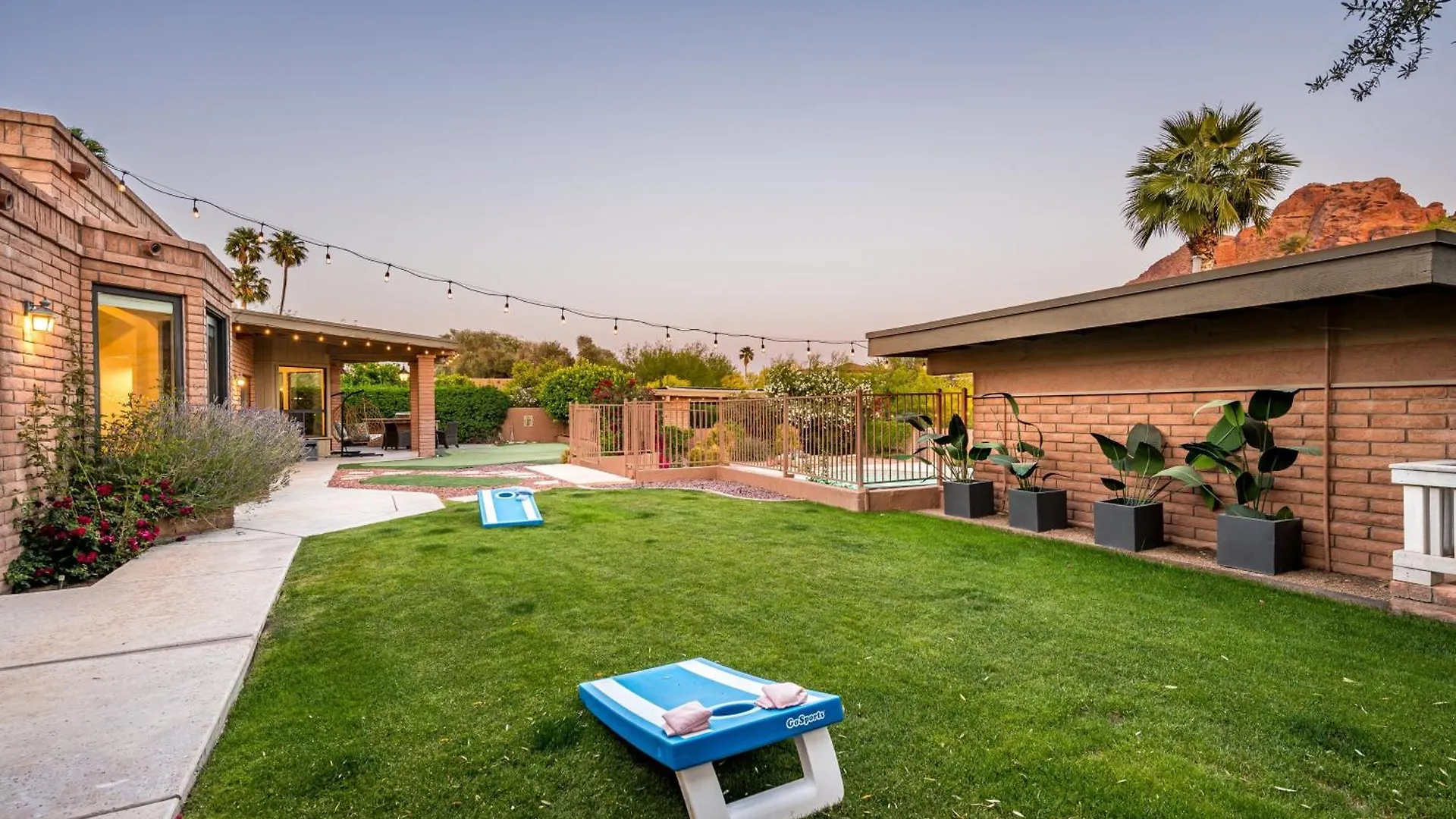 度假居 Grand Camelback Views Home With Jacuzzi And Pool. 凤凰城